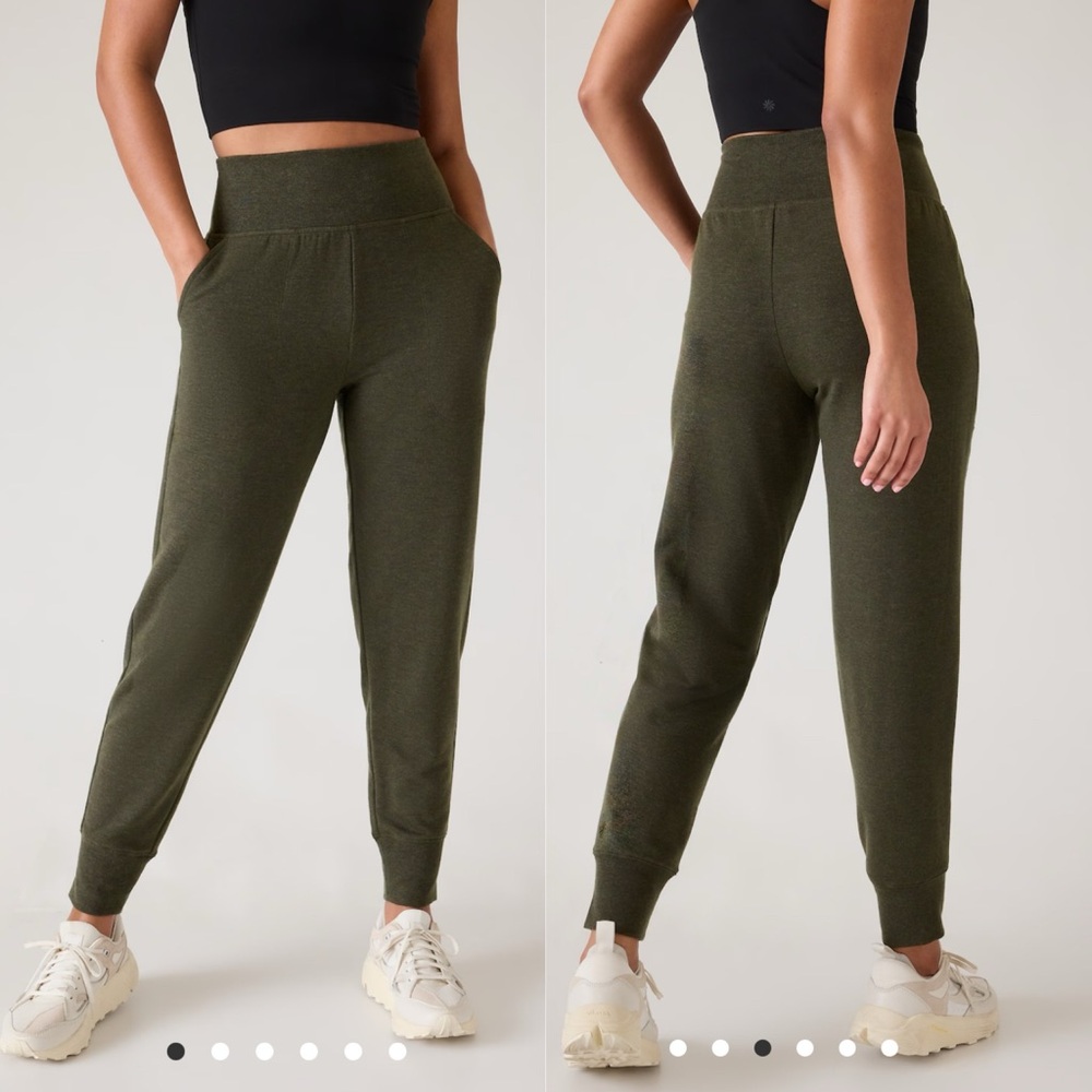 Athleta joggers olive coaster NEW